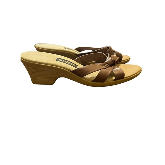 SAS 249070 Brown Leather Comfort Sandals Shoes Rubber Block Heel Slip On Size 8 - Picture 3 of 7